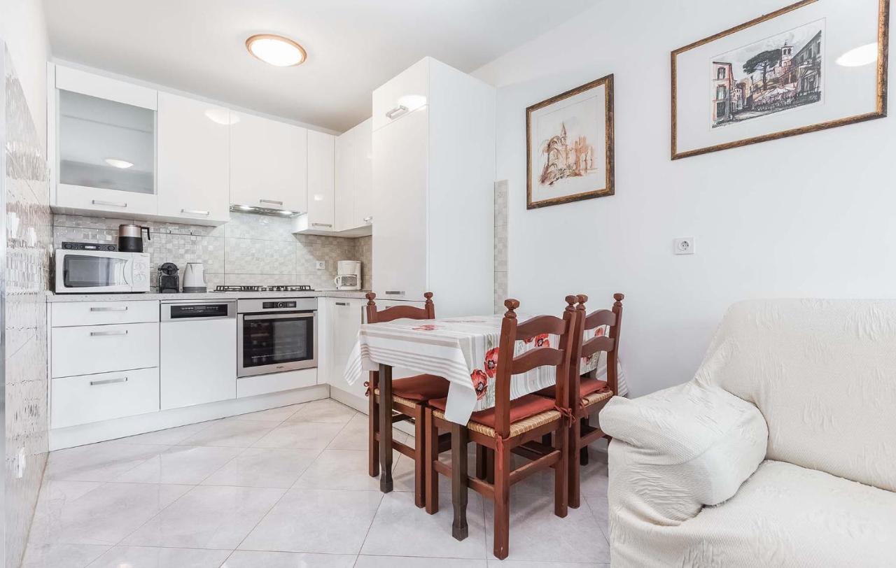 Apartmani Rino, Poreč Exteriör bild